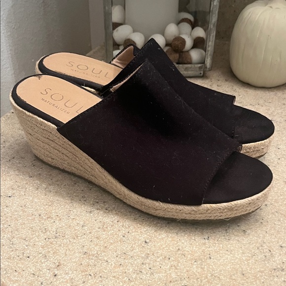 SOUL Naturalizer Black Canvas Wedges - Picture 1 of 7